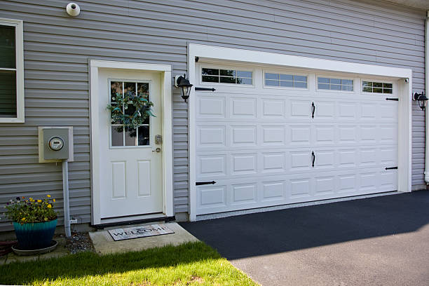 24/7 Emergency Garage Door Roller Replacement experts in North Liberty, IA